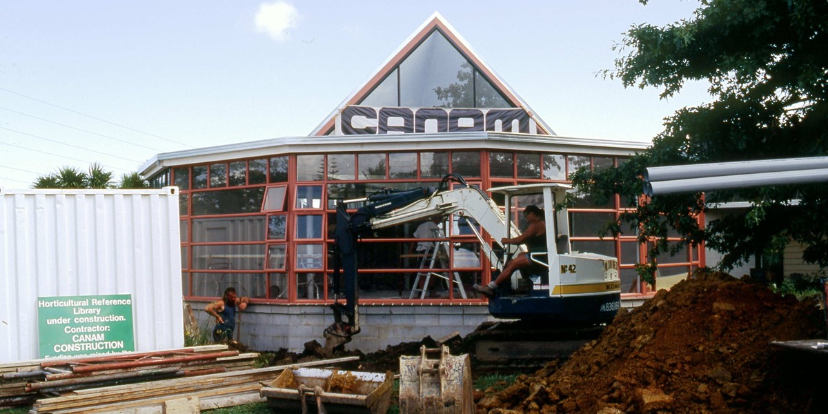 1992.  Construction of Horticultural Reference Library.