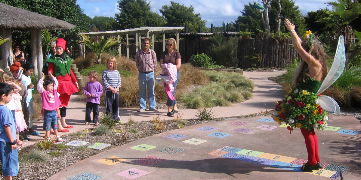 Telling the time with the sundial, Potter Children's Garden